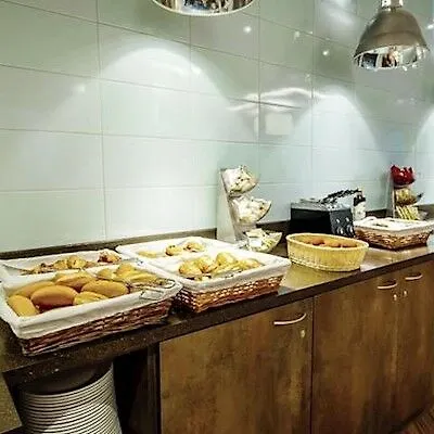 Residence Resideal Premium Cannes 4*,